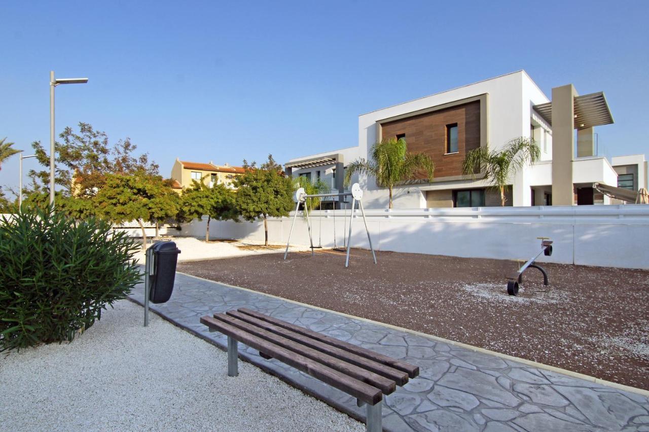 Villa Megan Протарас Экстерьер фото